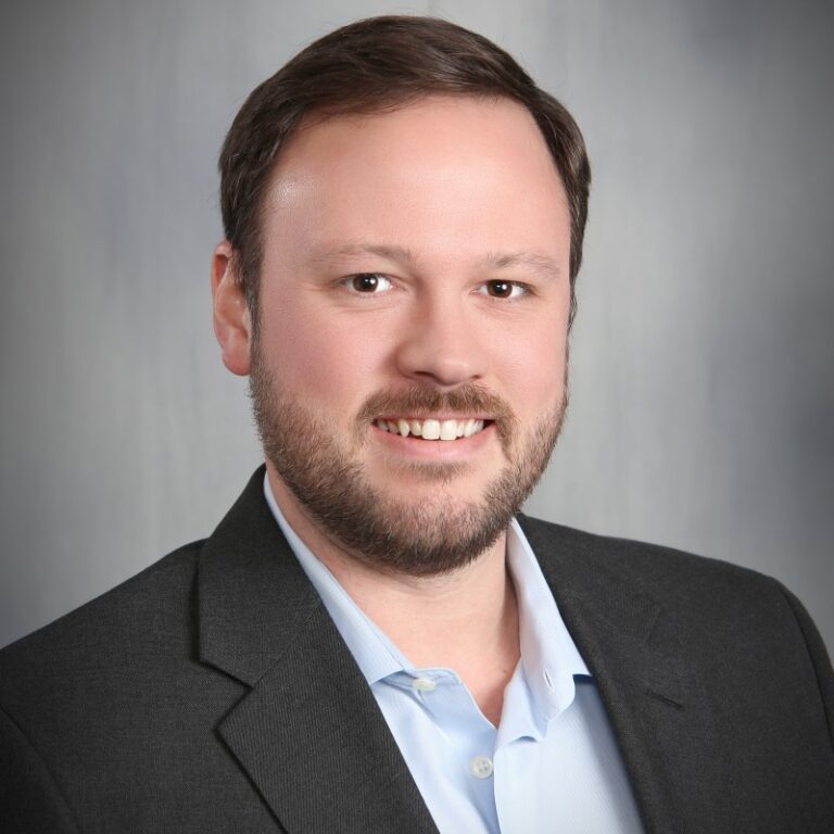 Andrew Snider Headshot