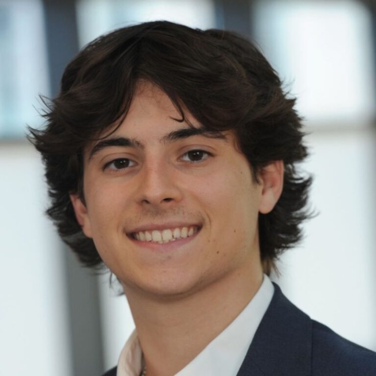 Matt Constanzo Headshot